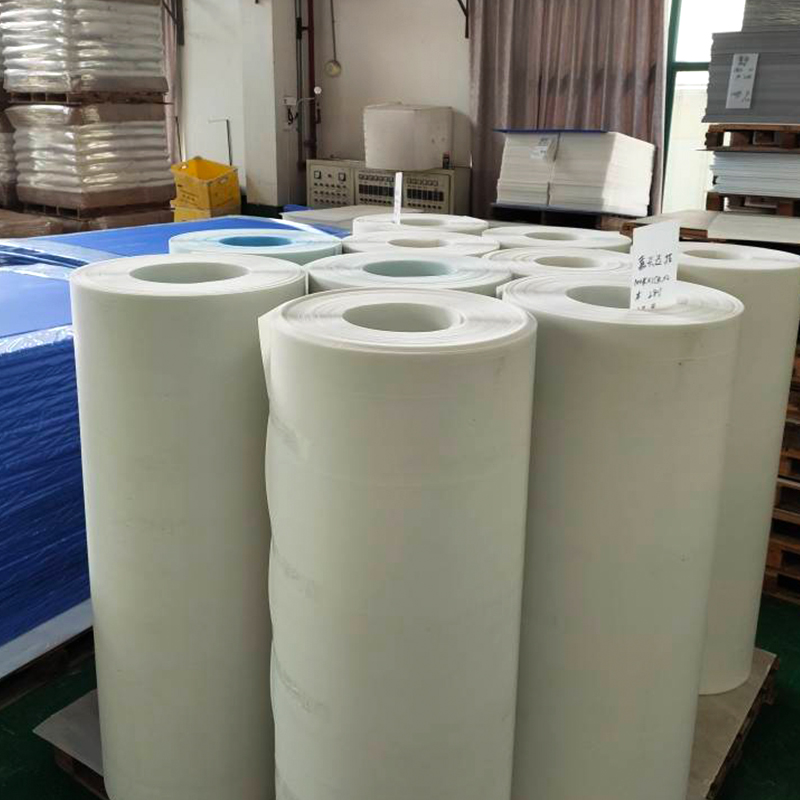 Cuộn tấm nhựa PP chống trượt để bảo vệ sàn công trường