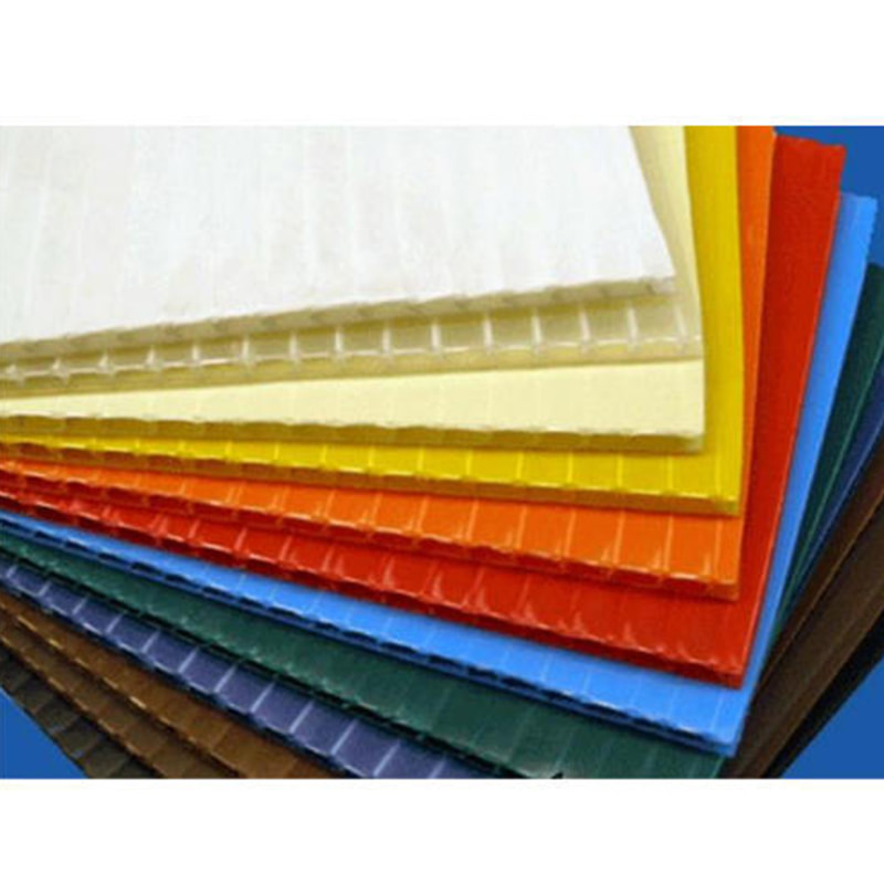 Tấm tôn rỗng PP chịu được thời tiết