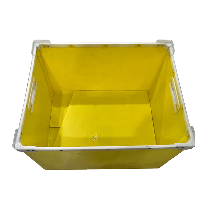 Hộp tote làm bằng nhựa có khung được gia cố